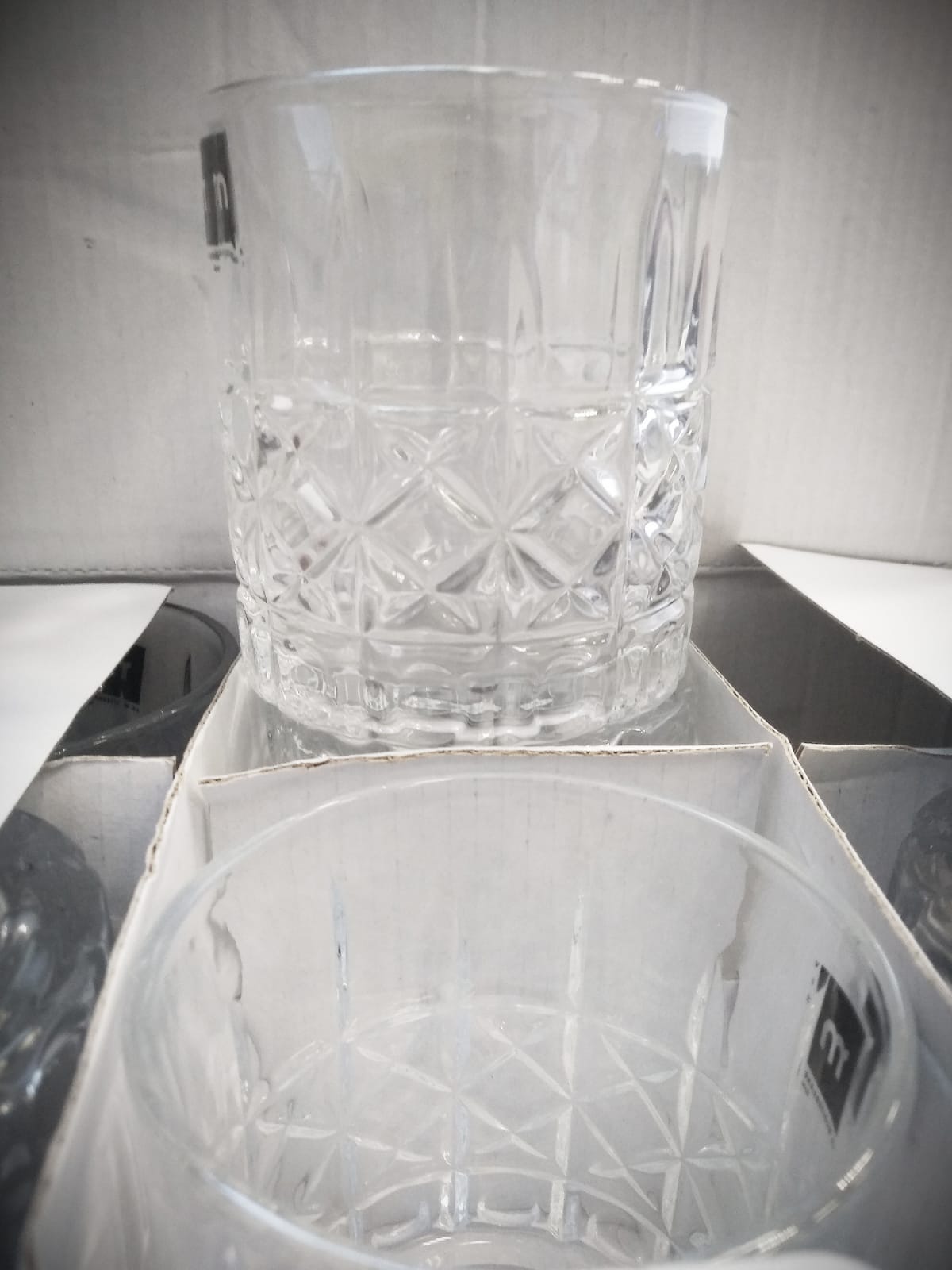 MILOS 6 Bicchieri in vetro 350 cc - 8,4x9, 3 cm